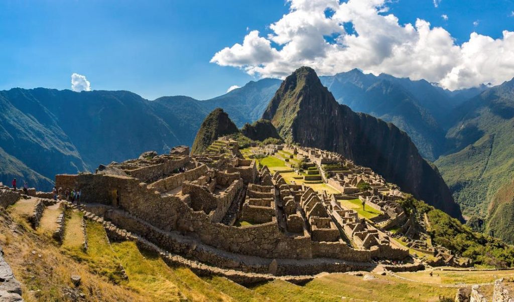 Tempat Wisata Liburan Masyarakat Peru