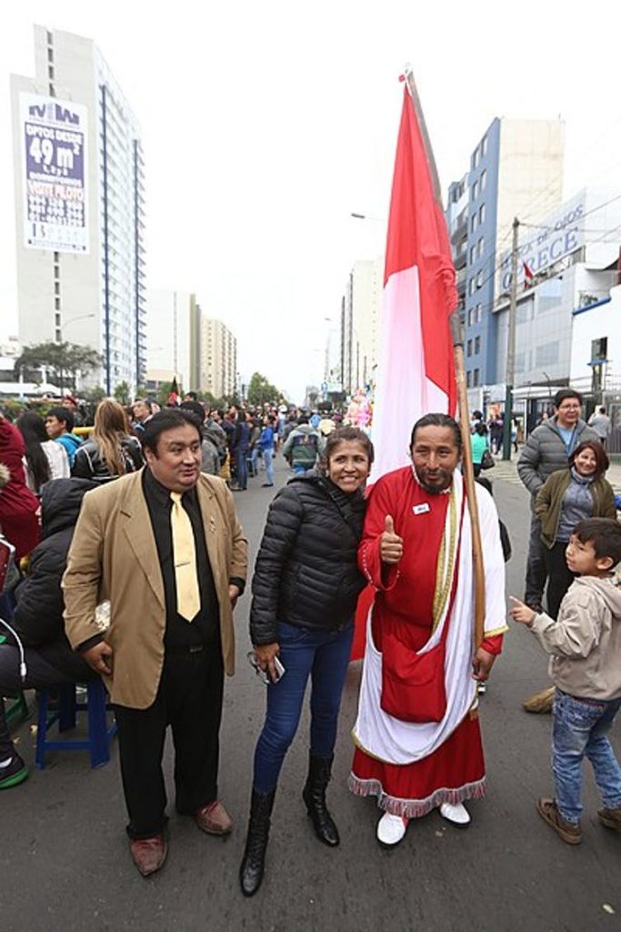 Partai Agama Pinggiran Memperoleh Kekuasaan di Peru yang Dilanda Krisis