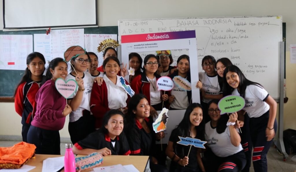 Masa Depan: Pentingnya Pendidikan di Mata Masyarakat Peru